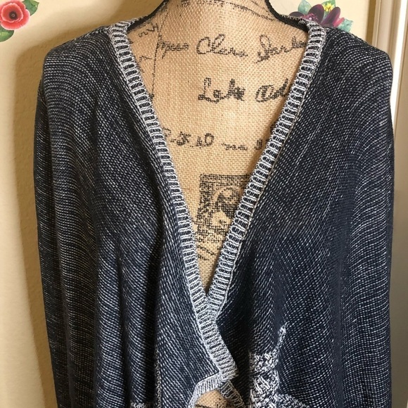 Passport Cardigan Navy Blue & White Geometric Sweater Size 16 - Picture 3 of 6